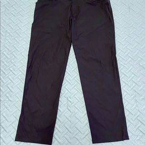 Lululemon Men’s ABC Classic Fit Pants Size 40 - Black